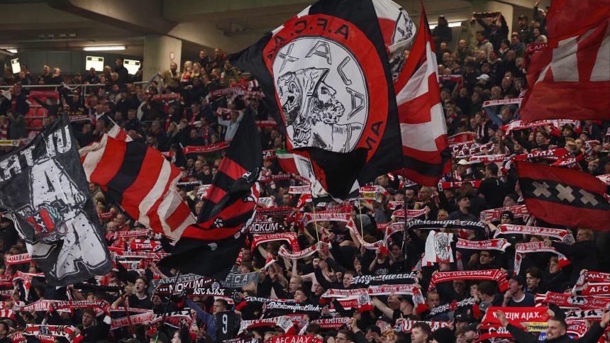 Ajax idaresinden taraftarlara reaksiyon 71 ajax idaresinden taraftarlara reaksiyon sA7u34Dm