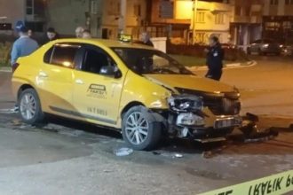 arkadasinin taksisini calan kuskulu kaza yapinca yakalandi ZbcKxJul