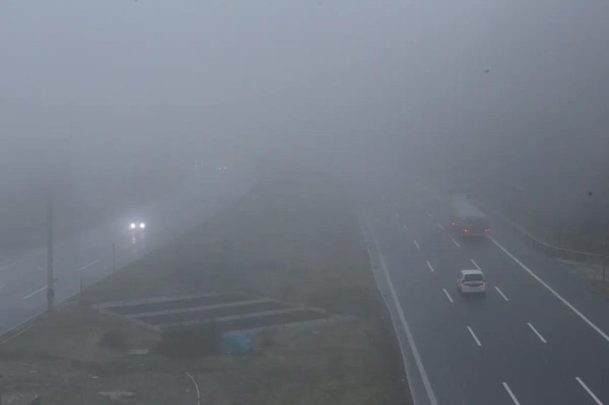 Bolu Dağı'nda göz gözü görmüyor, görüş aralığı 35 metreye düştü 71 bolu daginda goz gozu gormuyor gorus araligi 35 metreye dustu rPUcJGJd