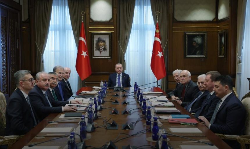 Cumhurbaşkanlığı Yüksek İstişare Kurulu toplandı 69 cumhurbaskanligi yuksek istisare kurulu toplandi UCh2Ps9K