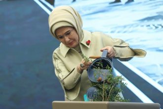 emine erdogan artsin eksilmesin donusum pazarinin acilisina katildi GGbJwHSl