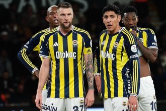 fenerbahce basaksehir deplasmaninda iki puan birakti 5j1XFmR1