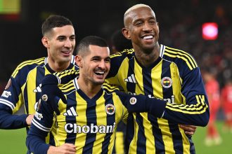 fenerbahce konyaspor birinci 11de surpriz MbwdYaqf