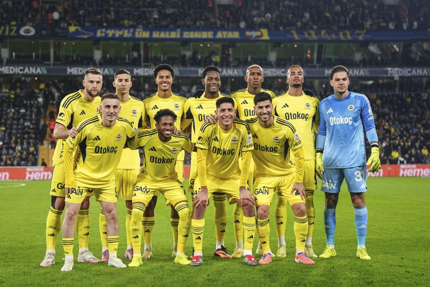 Fenerbahçe'de sakatlık şoku! 2 ay alanlardan uzak kalacak 69 fenerbahcede sakatlik soku 2 ay alanlardan uzak kalacak GUyXCheF