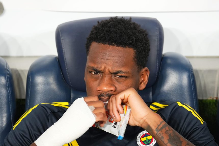 fenerbahceli jhon durana 2 mac ceza mGDXTD5q