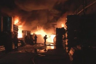 hindistanda gece kulubu yangini en az 23 meyyit MLeG5q6U