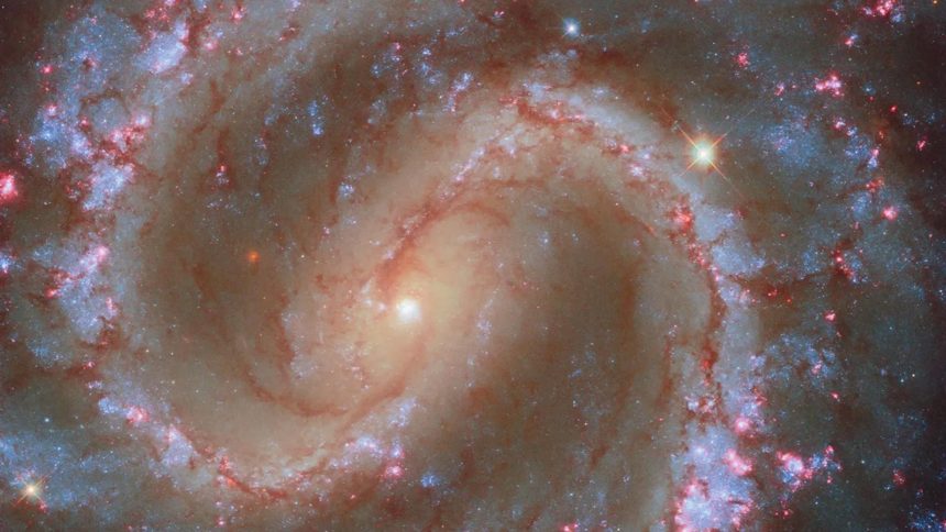 hubbledan kayip galaksinin en net imgesi ezP8fJmM