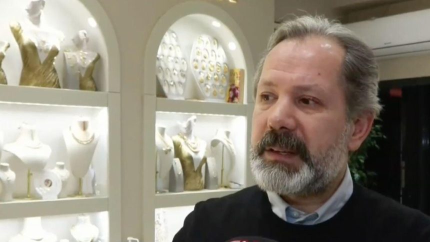 İslam Memiş'ten altın analizi: 'Kritik kararlar geliyor' 69 islam memisten altin analizi kritik kararlar geliyor SUHkchE6