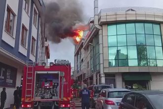 istanbulda otel yangini wVRB5lFZ