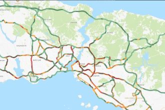istanbulda trafik adim adim ilerliyor JdVS5kPk