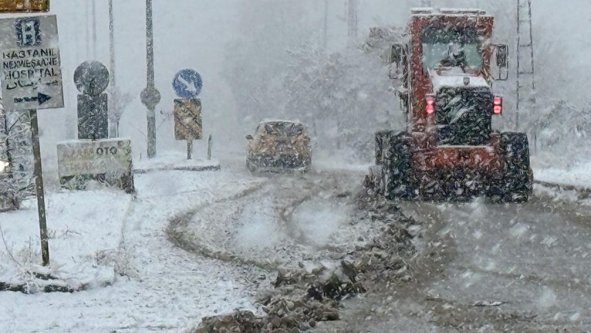 kis geri dondu 8 kente kuvvetli kar uyarisi jnVYJkqv