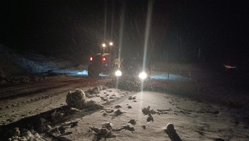 Muş’ta kar yağışı. Mahsur kalan 5 araçtaki 13 kişi kurtarıldı 69 musta kar yagisi mahsur kalan 5 aractaki 13 kisi kurtarildi IcP5Mgnu