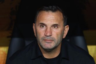 okan buruktan mac oncesi 2000 yili hatirlatmasi Zp2dHLSe