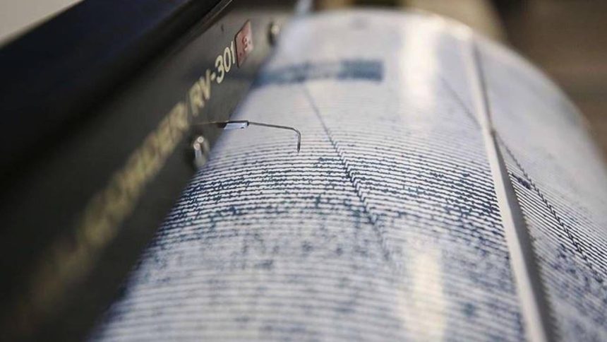 Sındırgı'da 3.6 büyüklüğünde zelzele 71 sindirgida 36 buyuklugunde zelzele MWiv4Fh3