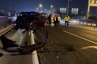 sislide zincirleme kaza 1i agir 2 kisi yaralandi R43YaHax