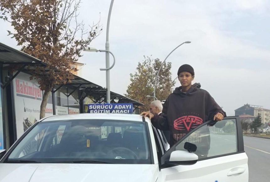 Ulusal voleybolcu Melissa Vargas ehliyetini Malatya'dan aldı 71 ulusal voleybolcu melissa vargas ehliyetini malatyadan aldi WAqk5JnZ