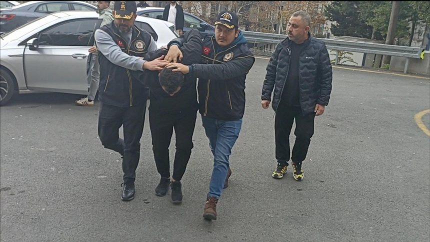 Uygulamadan kaçan şüphelinin çarptığı bayan hastanede öldü 71 uygulamadan kacan suphelinin carptigi bayan hastanede oldu PSn6X4bG